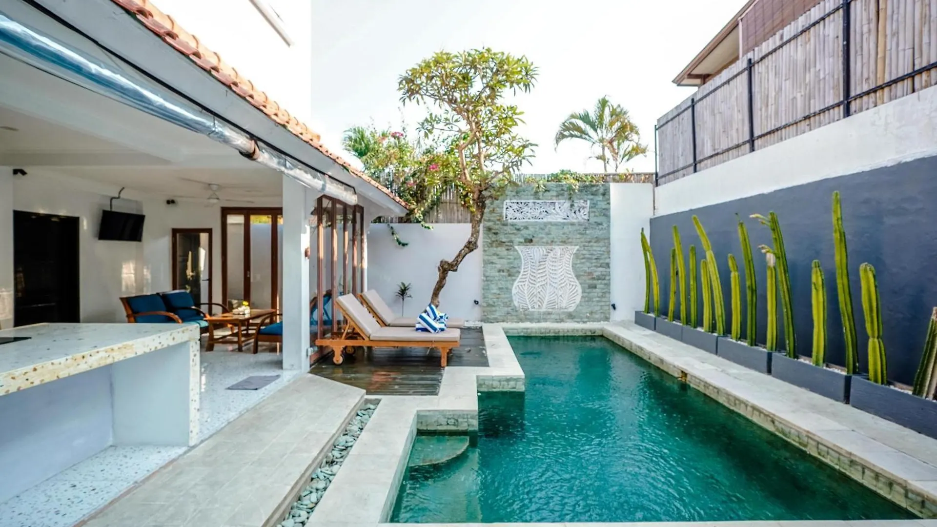 Lalita Villas Seminyak Indonezja