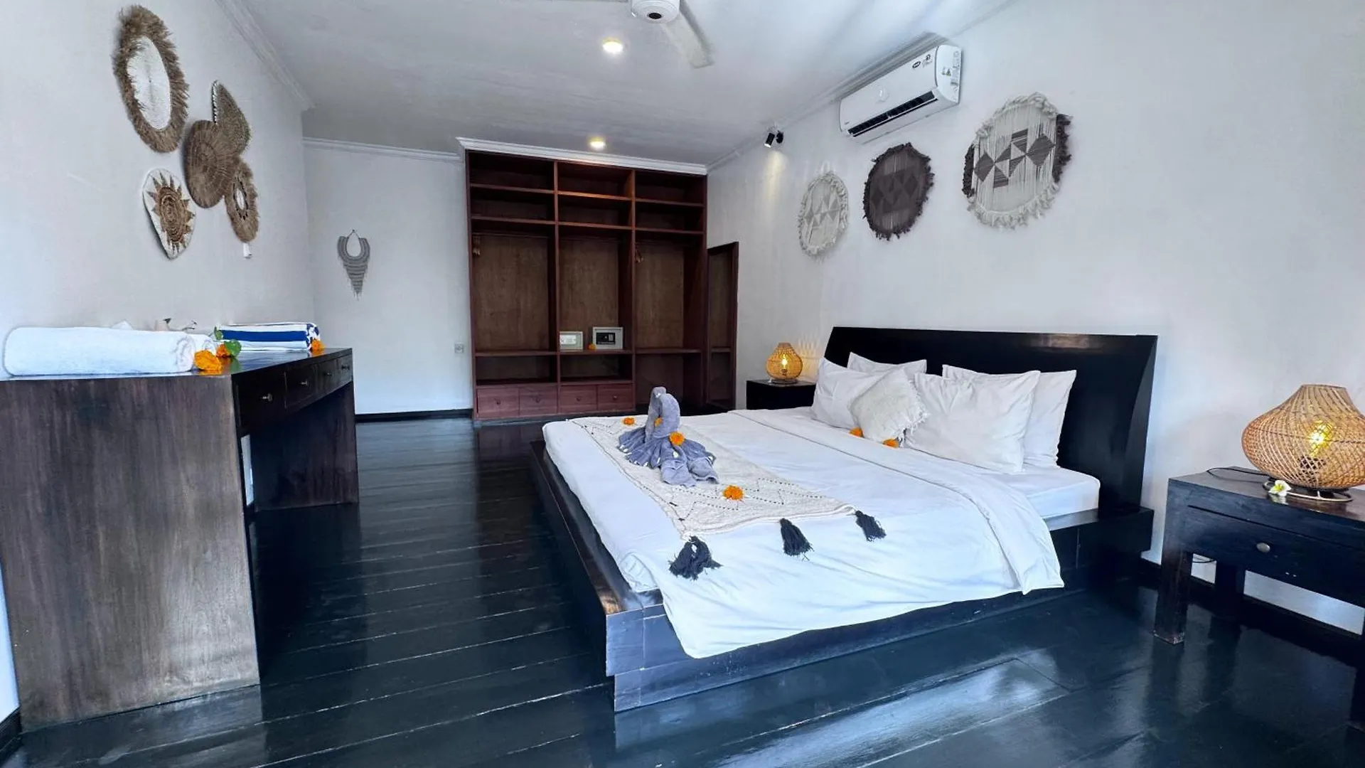 Lalita Villas Seminyak 0*,  Indonezja