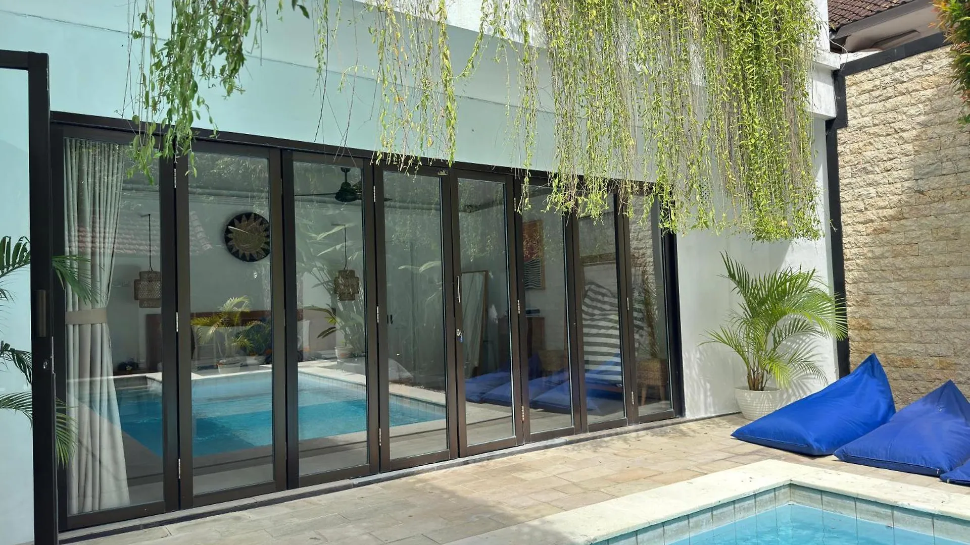 Lalita Villas Seminyak Indonezja