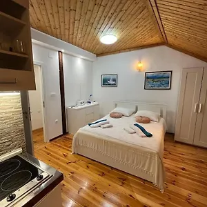 Rooftop Giovanina Apartment Split