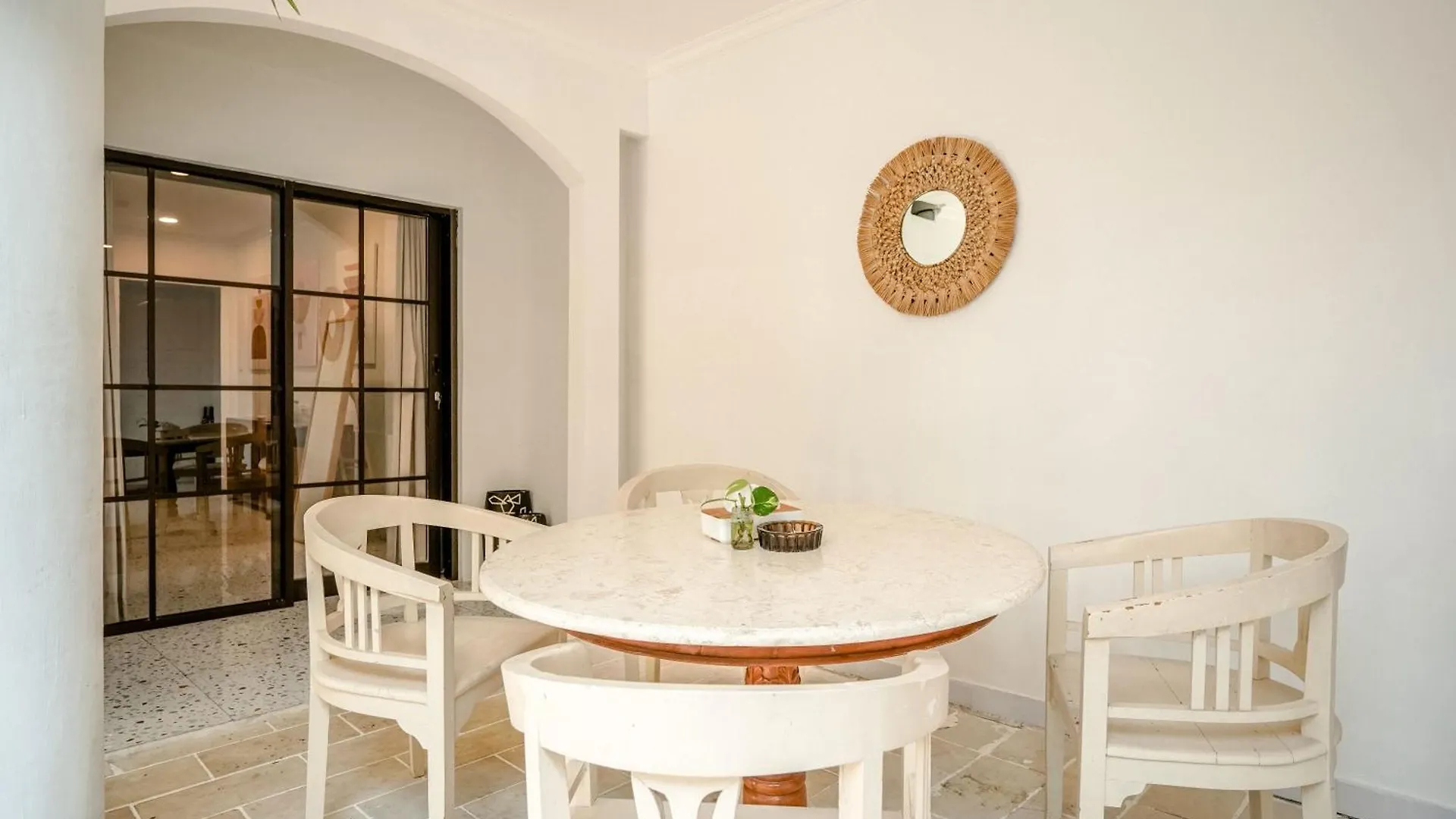Lalita Villas Seminyak 0*, سمينياك إندونيسيا