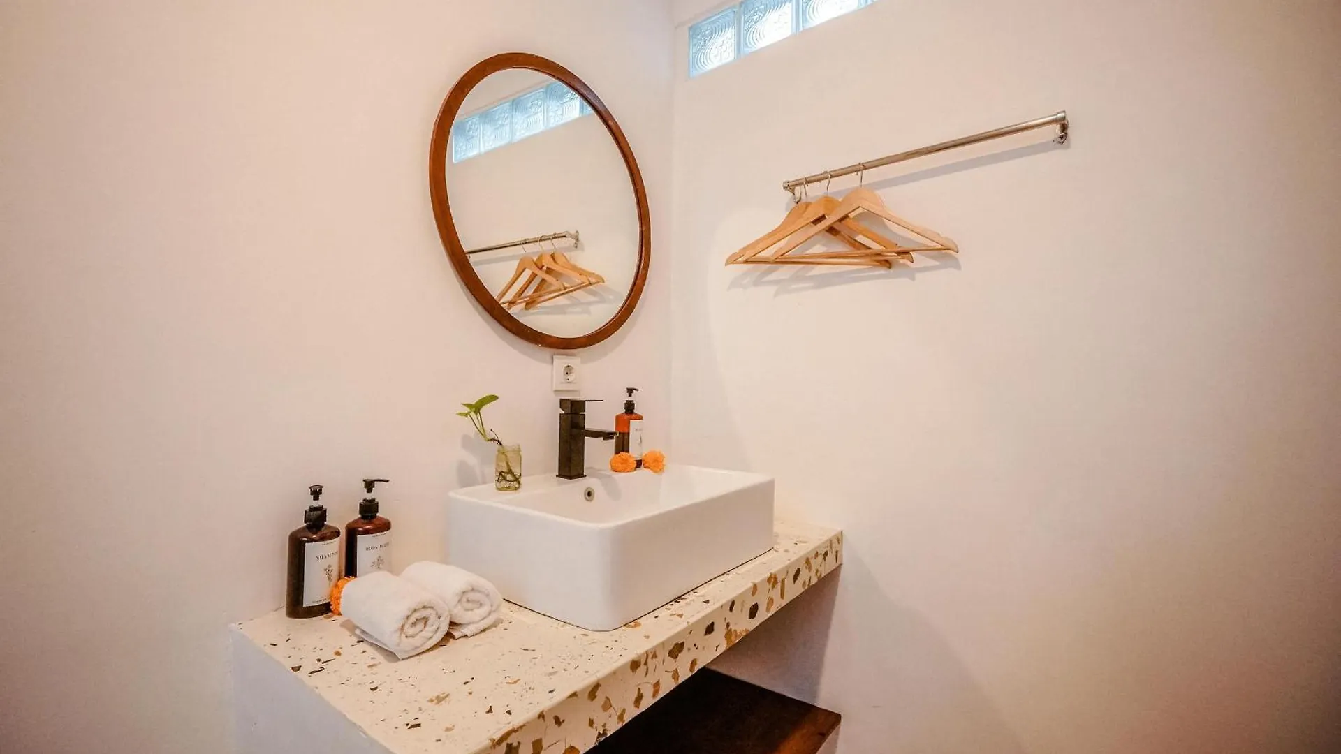 Lalita Villas Seminyak سمينياك